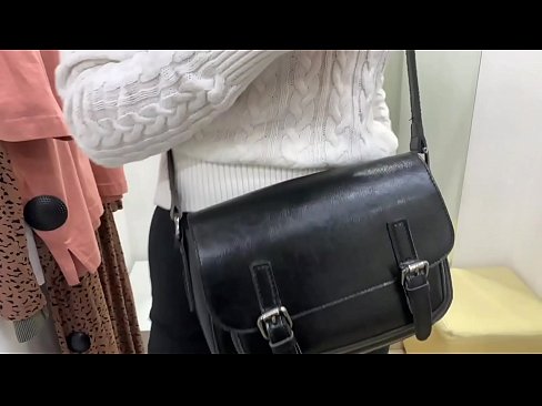 ❤️ Masturbation ampahibemaso ny tanora bitch FeralBerry miaraka amin'ny dildo ao amin'ny efitrano fitting ❤️❌ Fomba vetaveta fb amin'ny mg.tuberxxx-com.ru ❤